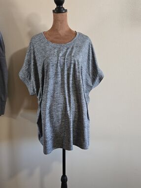 Livi Active Heather Gray Short Sleeve Tunic Top